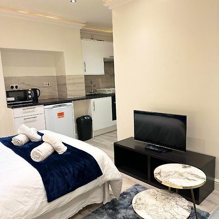 London Charm - Stylish Studio In Kensington Luaran gambar